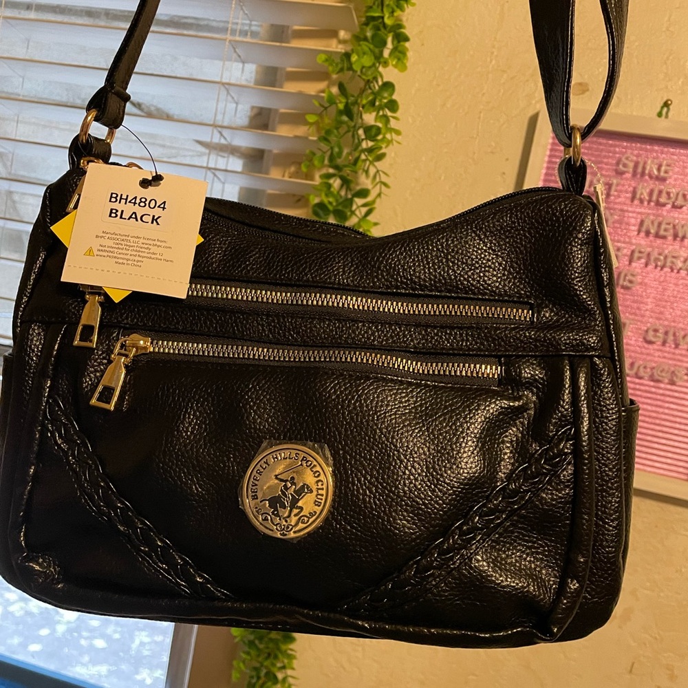 Black section purse